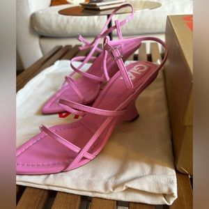 Gia Borghini Gia 26 Patent Slingback Sandal
Size: 37